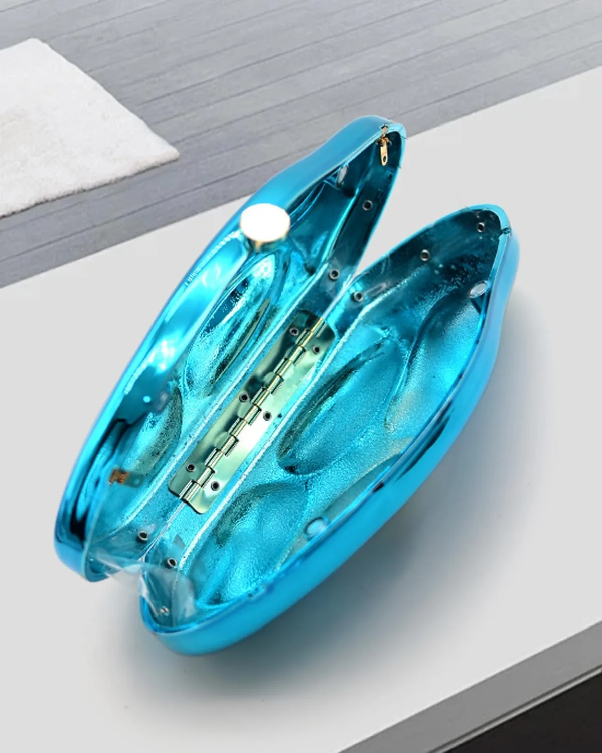Acrylic Evening Clutch Purse for Women Formal, Metallic Purse Evening Handbags Metal Chain Shoulder Bag