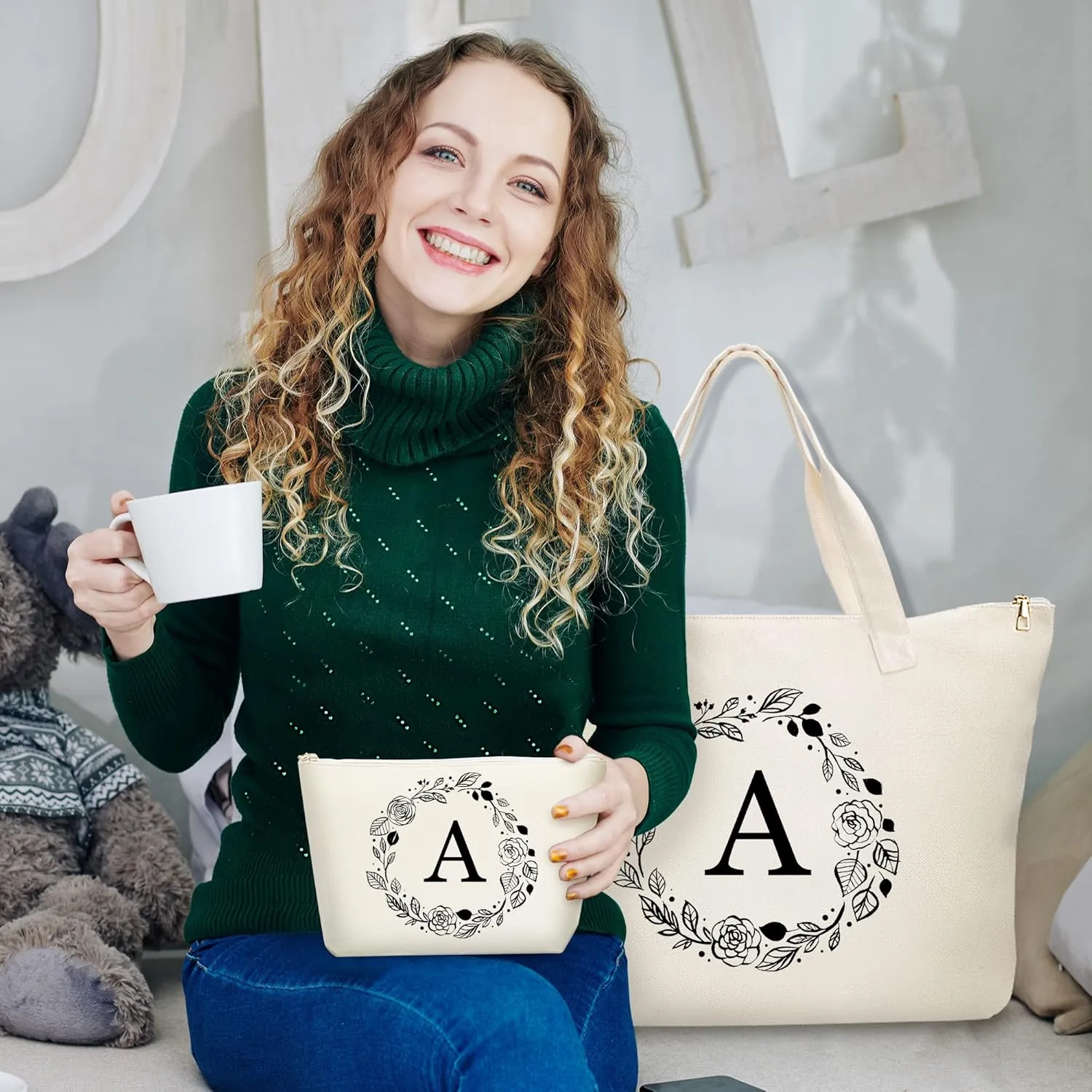 Personalized Initial Canvas Tote Bag with Zipper, Present Bag with Inner Pocket & Make Up Bag, Great Gifts for Women, Mom, Teachers, Friends, Bridesmaids